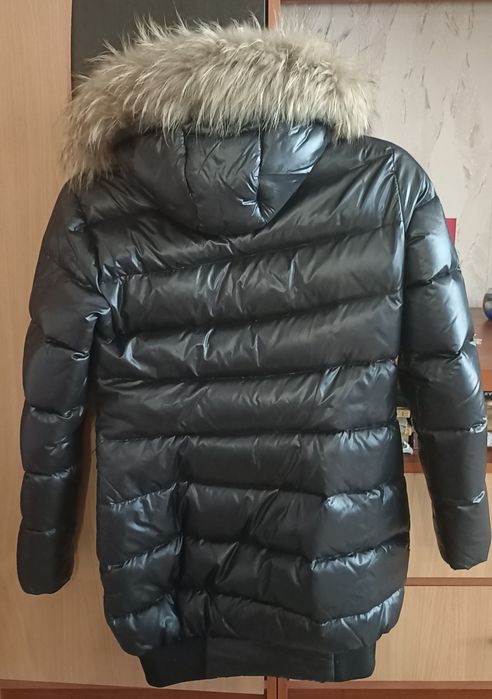 Зимний пуховик монклер