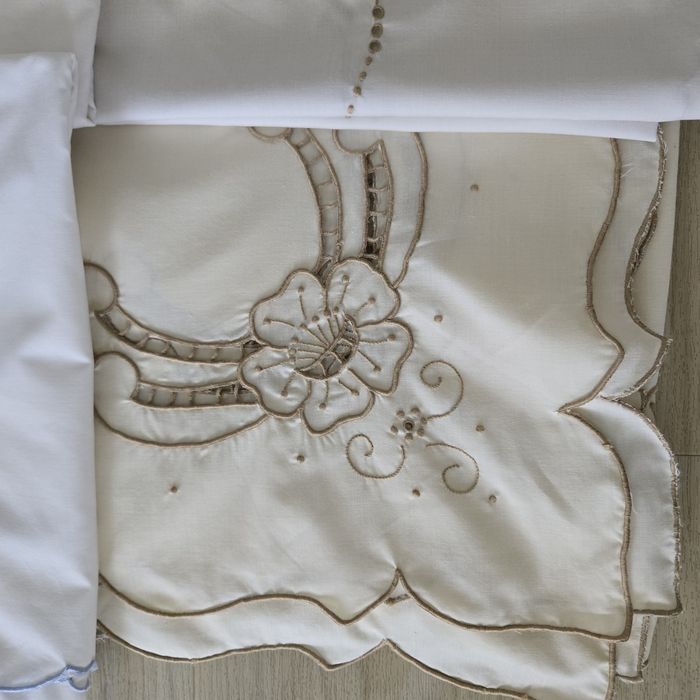 Toalhas de Mesa Bordado da Madeira 140x140