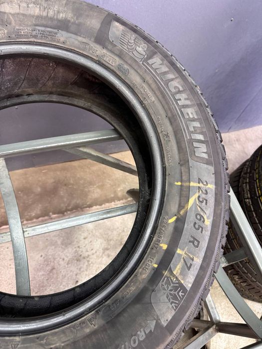 Шины БУ 225 65 R 17 Michelin pilot alpin 5 SUV Зима Комплект резина