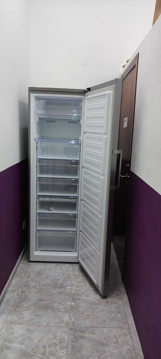 Arca INOX Vertical. No Frost. BEKO.