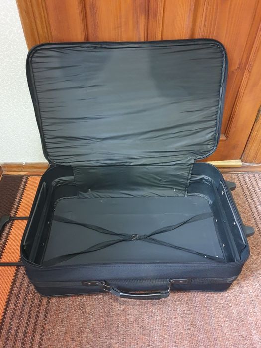 Валіза велика Wings 70см   тканина Germany