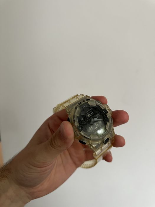 Casio G-SHOCK 700-1BER