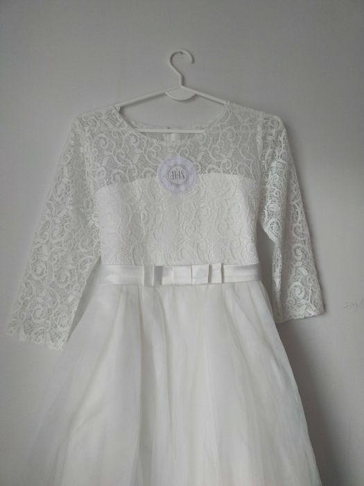 Sukienka komunijna z koronką