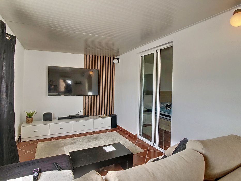 Apartamento T1 mobilado.