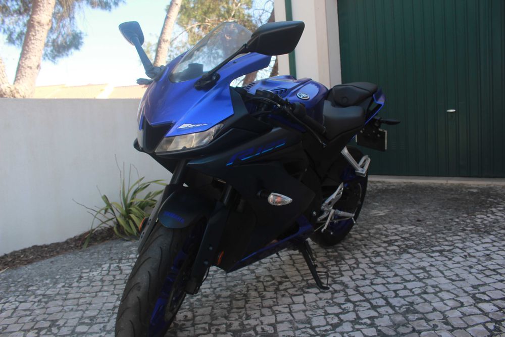 Yamaha YZFR 125 / Modelo 2023