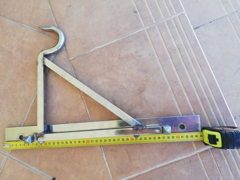 Gancho para pendurar caça