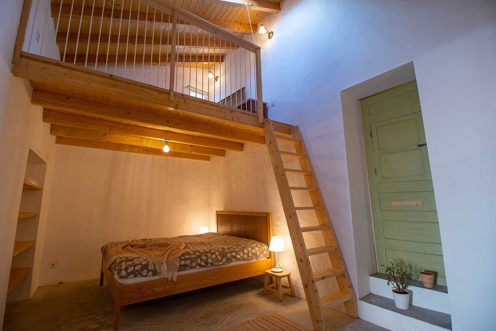 Semi-detached house for sale in Barão de São Miguel