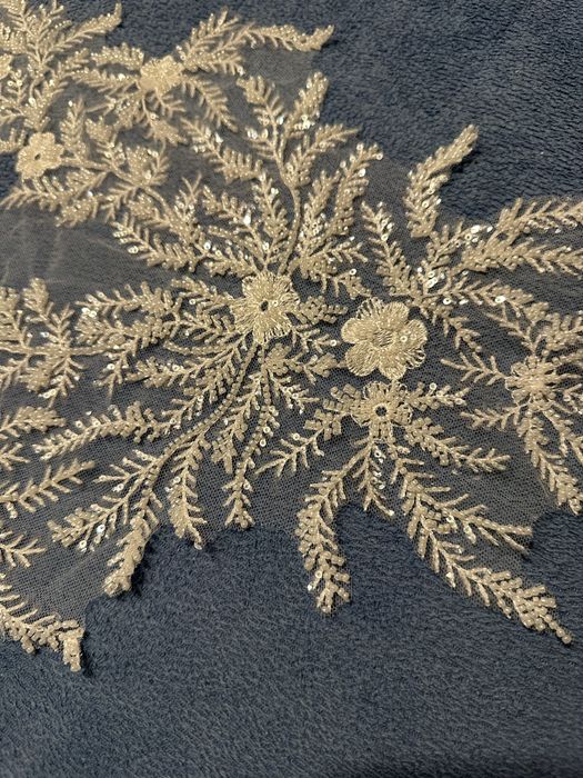 Ozdoba na sukienkę komunijną lub ślubną