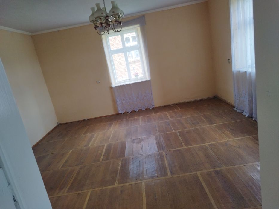 Продається цегляний будинок