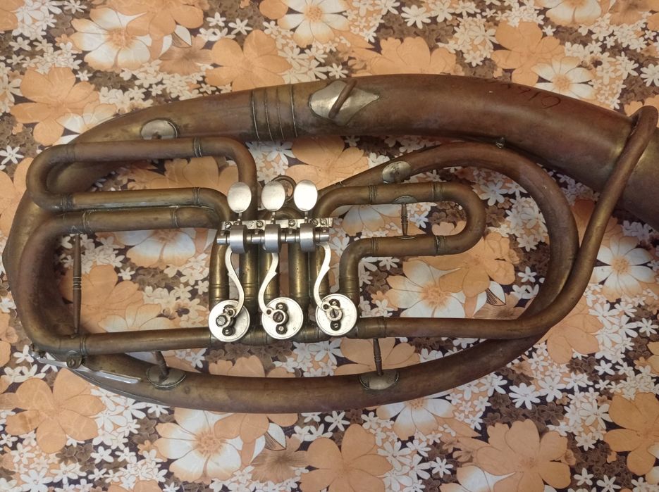 Духовая труба Тенор.