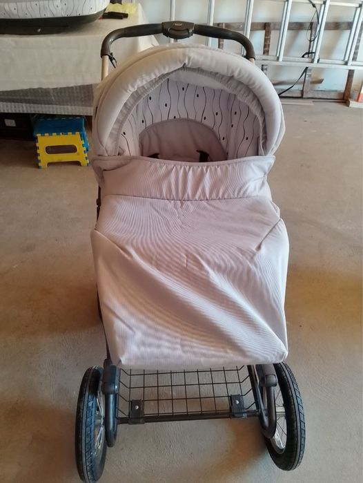 Дитяча коляска Roan Marita 2в1