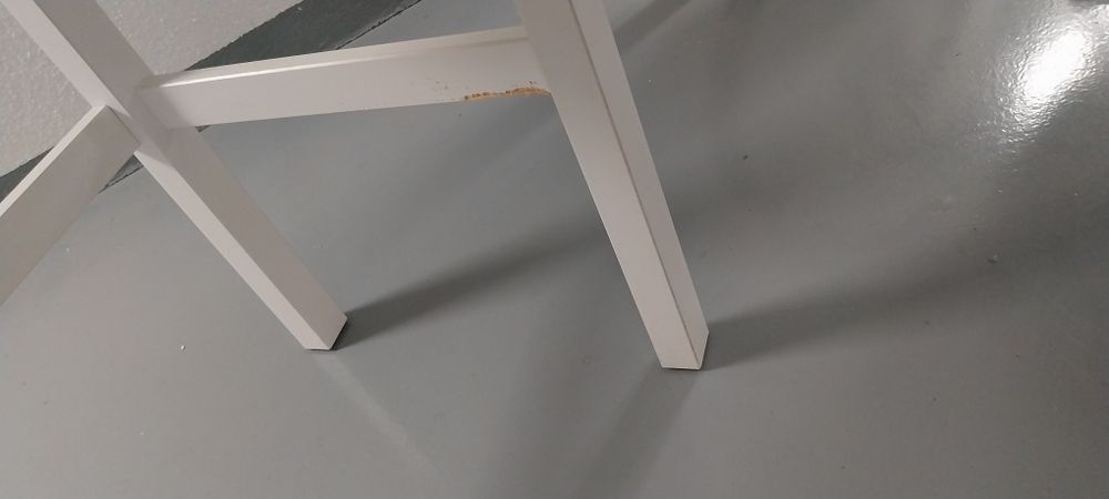 Secretária HEMNES IKEA