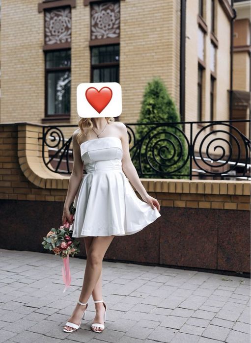 Продам сукню нову