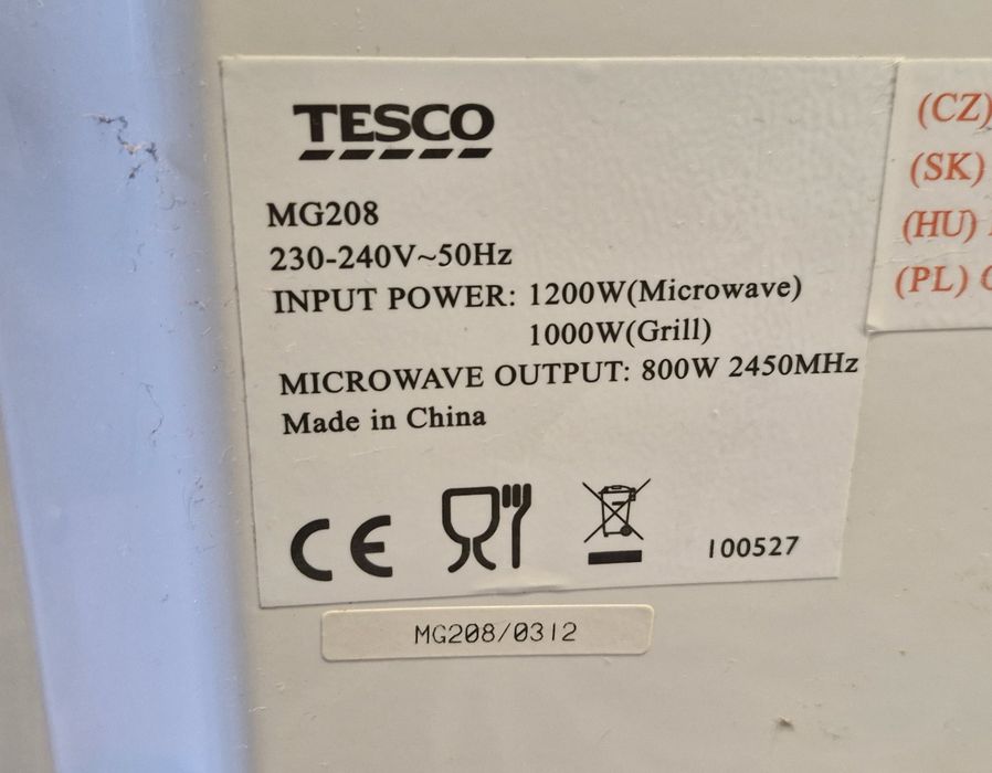 Mikrofalówka z funkcją grila srebrna