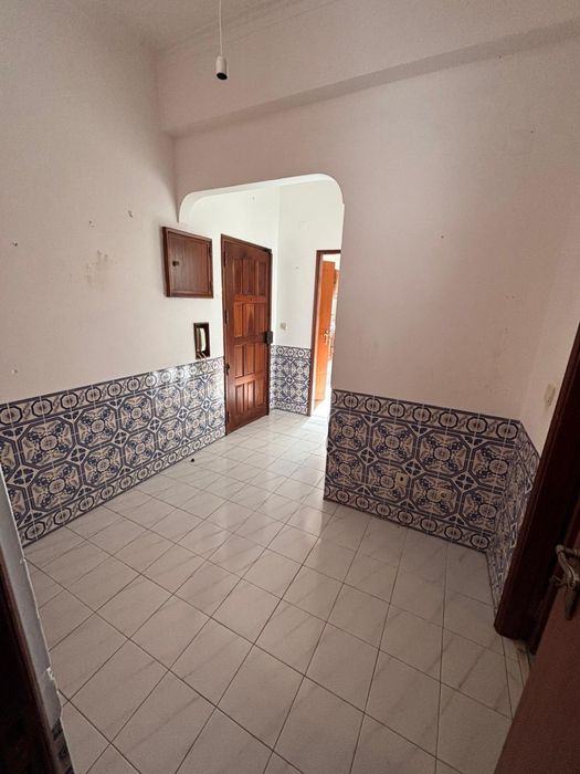 Disponivel Entrada imediata T1 + terraço  excelentes áreas 110 m