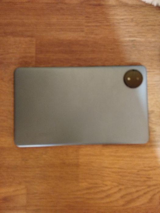 Tablet Xiaomi Redmi Pad SE 8.7 em bom estado