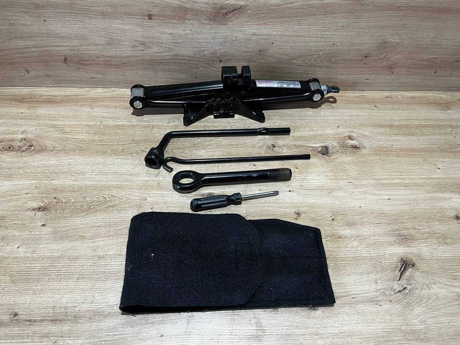 Домкрат набір інструментів Органайзер крюк Hyundai ix35 tucson Kia Spo