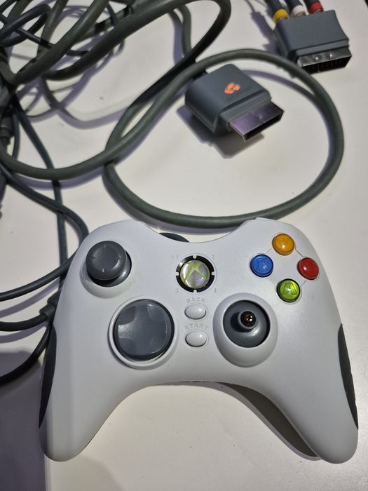 Pad do xbox360 i kabel do tv