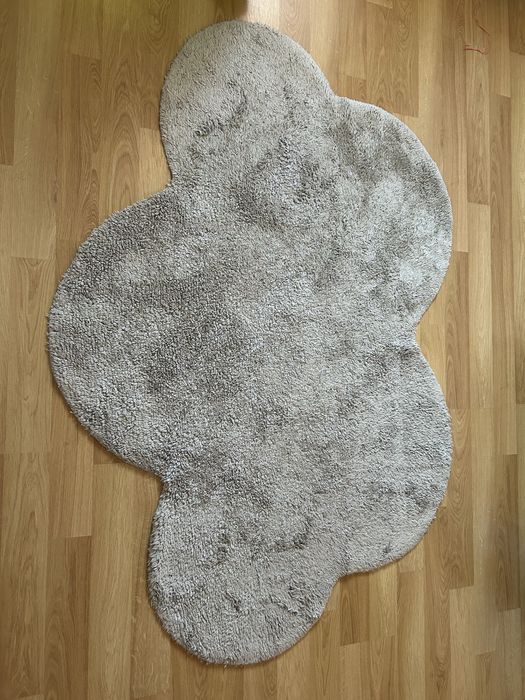 Tapete Nuvem 160cm
