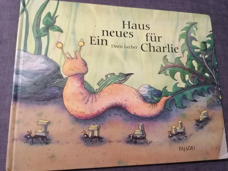 Książka pt. " Haus neues für ein... CHARLIE" * Doris Lecher* j. niemie