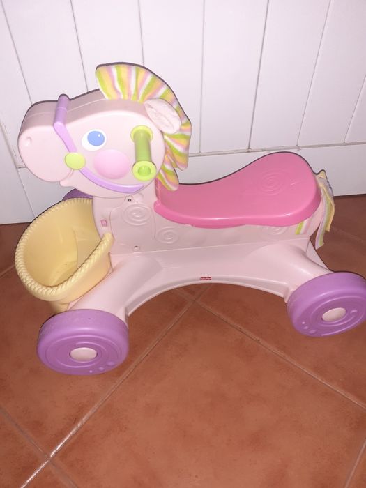 Cavalinho cavalo para bebé da Fischer price