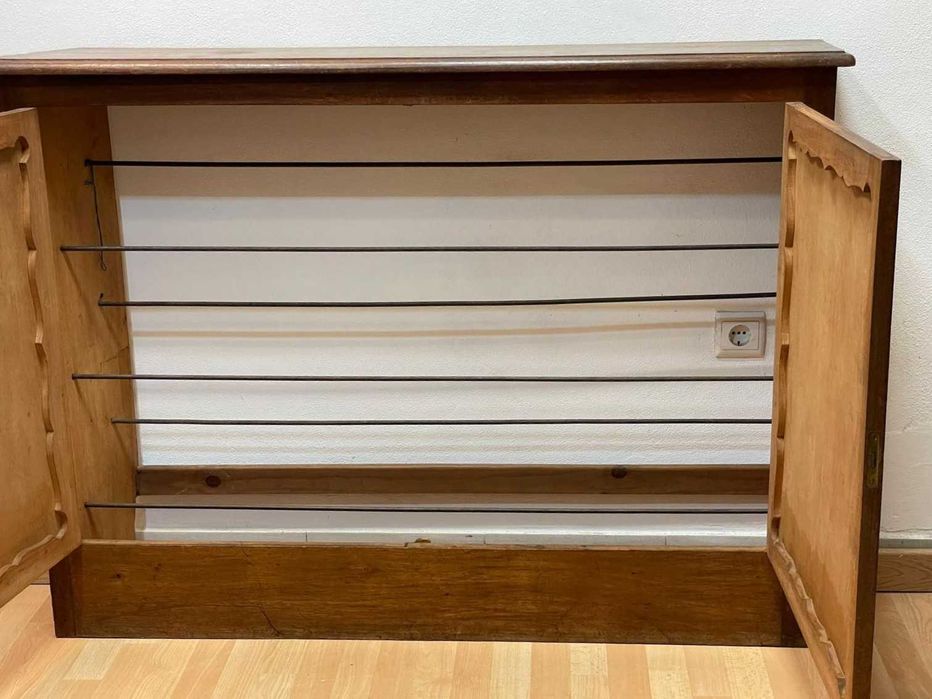 Sapateira antiga em madeira maciça, movel