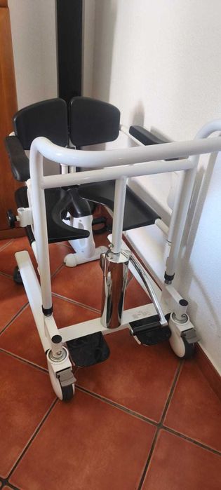 Cadeira de transferência hidráulica