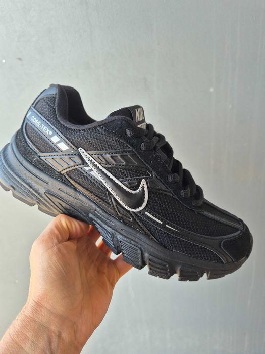 Підліткові зимові кросівки Nike Initiator GTX GORE-TEX