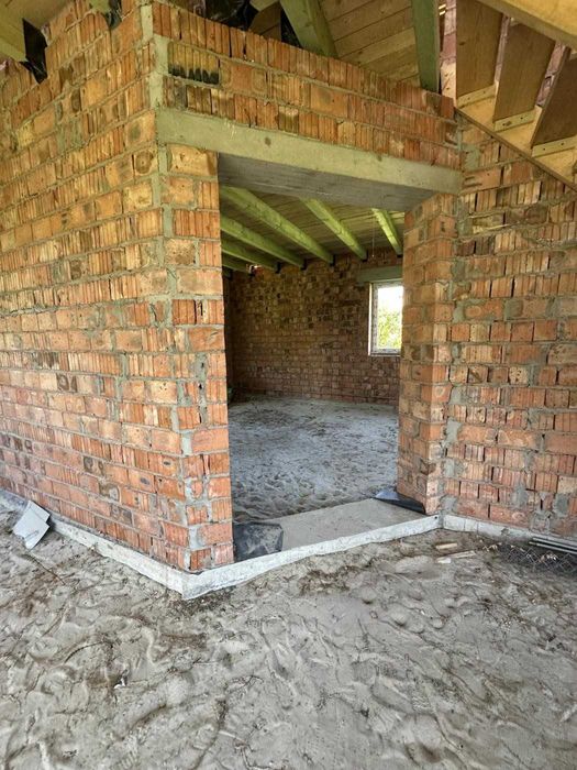 Продаж будинку з підведеними комунікаціями с.Наварія.Без комісії!