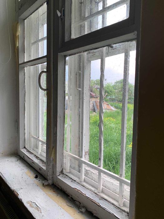 Продаю   пів будинку,  потребує ремонту  (район Вокзал)