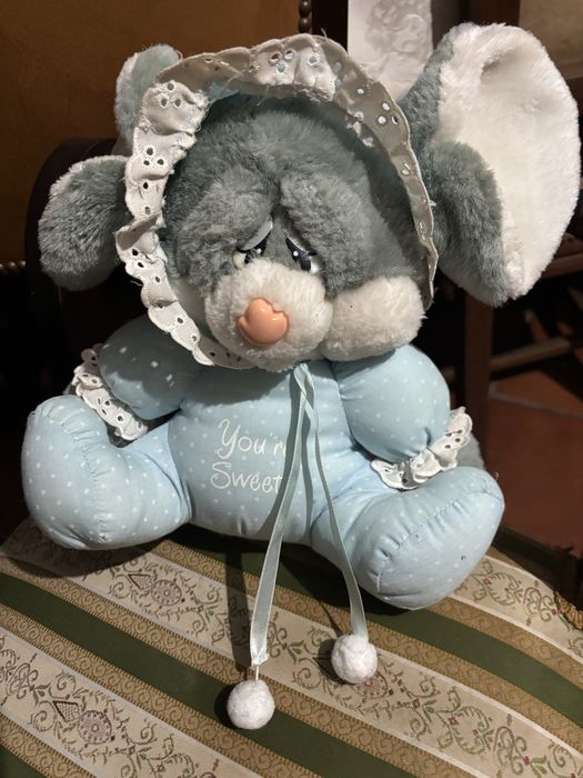 Bonecos peluche cada a 12,5€