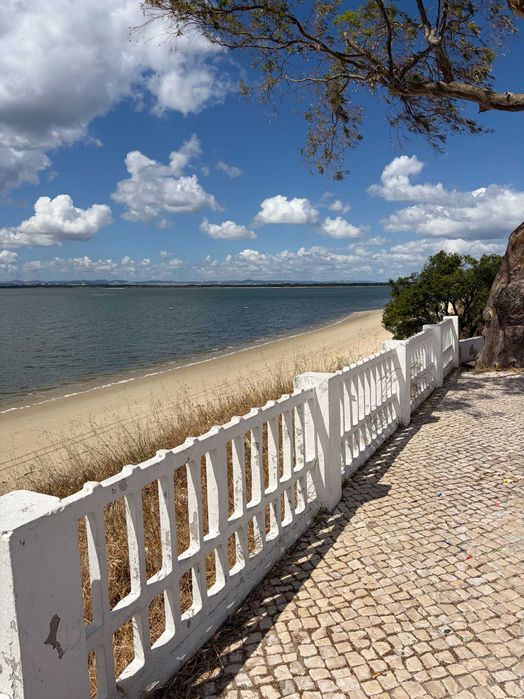 Terreno para lotear com vista Rio no Rosário / Moita