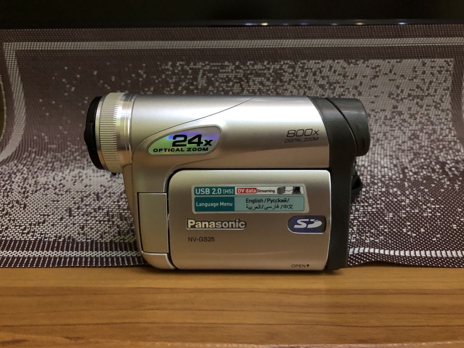 Видеокамера - Panasonic NV-GS25