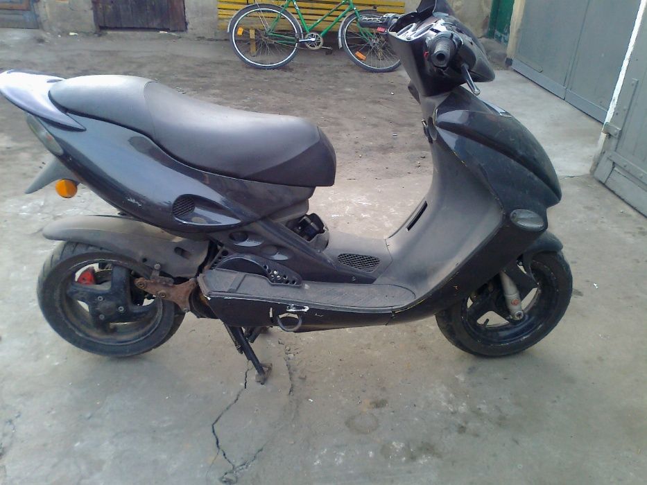 Malaguti F15 50cm3 2008r Owiewki lampy licznik śilnik elektry kołaka