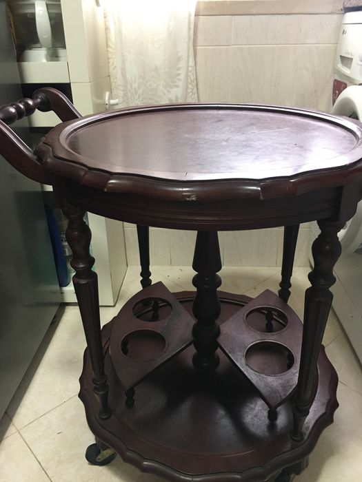 Bar table, used, in good condition64309581182593121