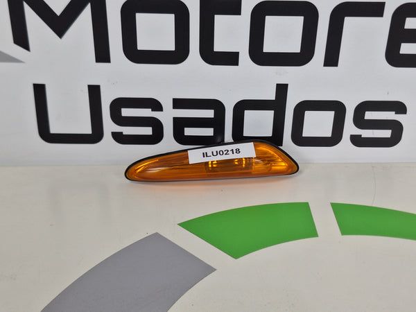 Pisca Lateral Direito BMW Serie 3 E46