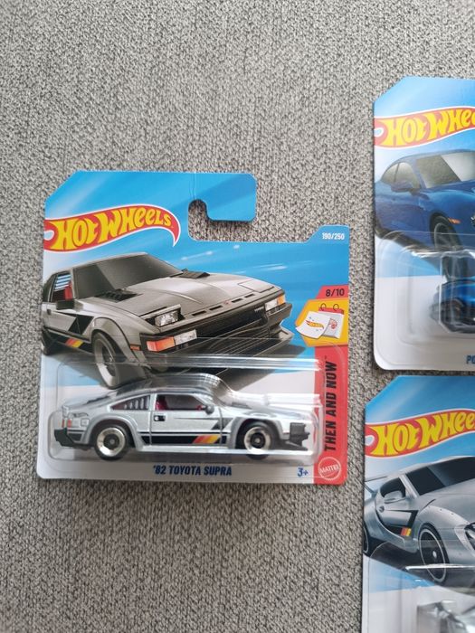 Hot wheels mainlines
