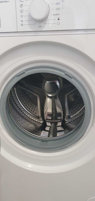 Maquina de Lavar roupa - Modelo FAR-LAV6051PA++