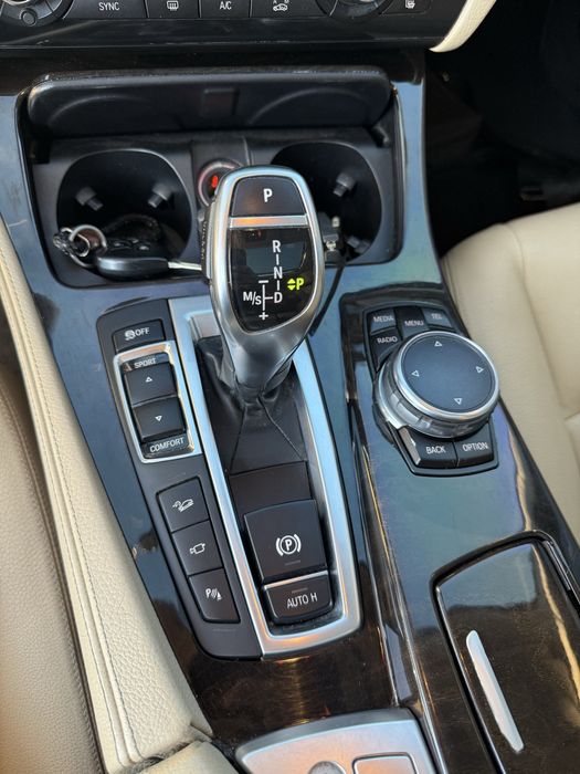 BMW 5 Series 2015 VIN WBA5B3C56GG255954 фото оголошення 12 з 18