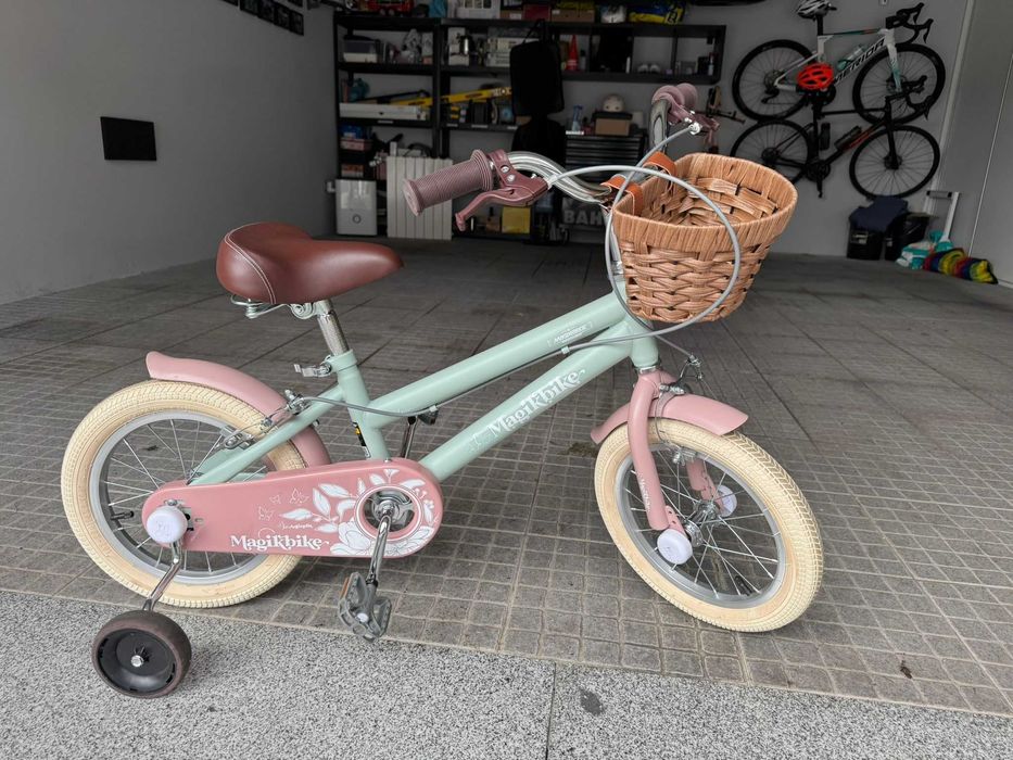 Bicicleta Menina com Cesto Roda 14"