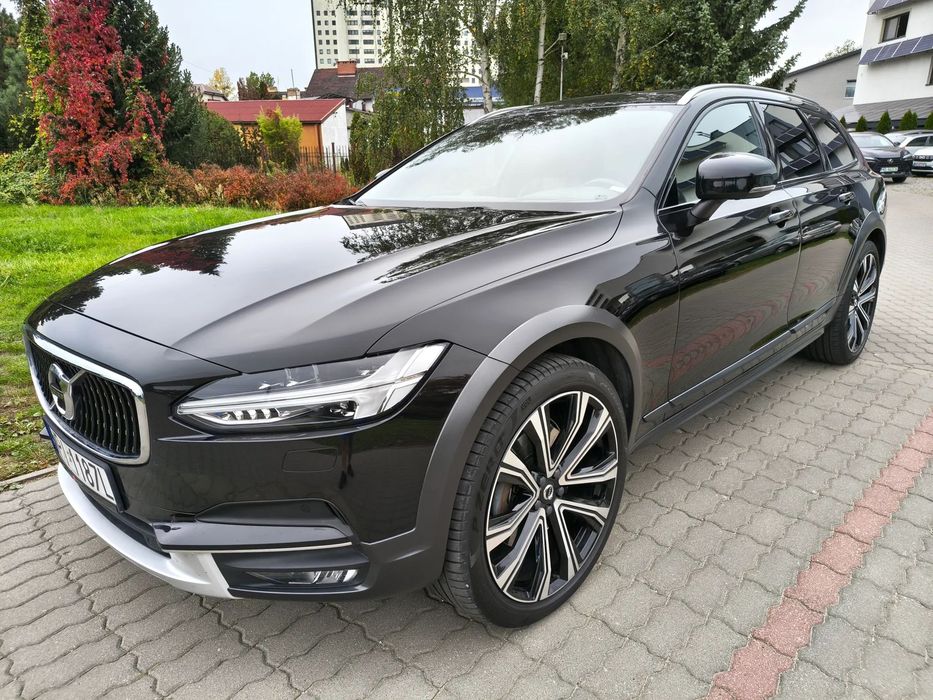 Volvo V90 Cross Country