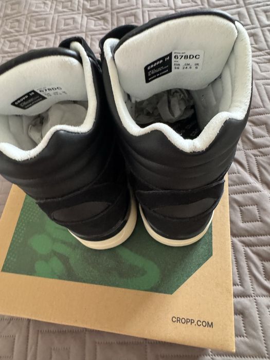 Нові снікерси Cropp, 38 розмір