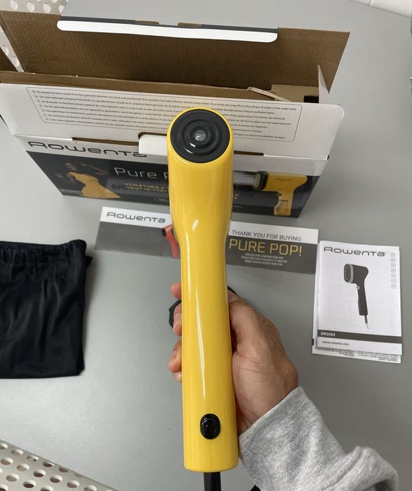 Ferro a Vapor Rowenta Novo.