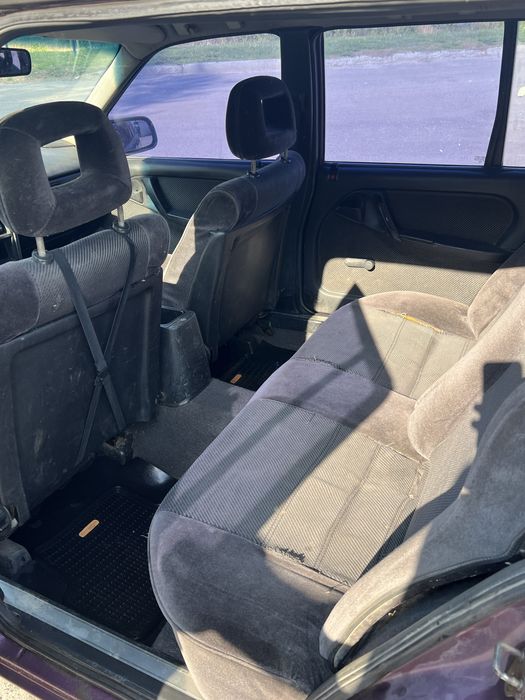 Срочно продам Opel Omega 1992 року