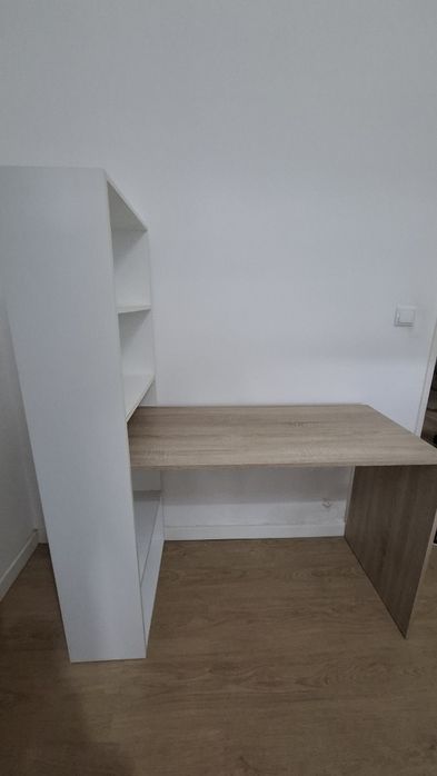 Móvel/secretária