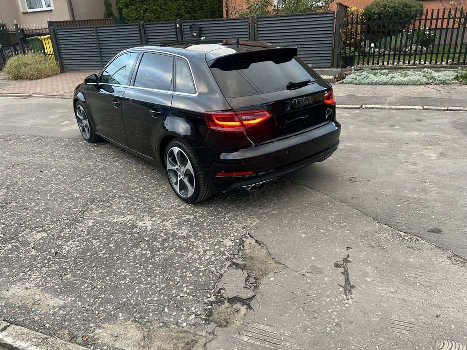 AUDI A3 8V Sportback   1.4B   Automat