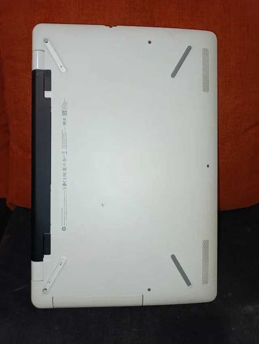 Portátil HP 17-ak00inf - Teclado Avariado