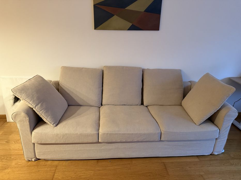 Sofá bege 3 lugares Ikea