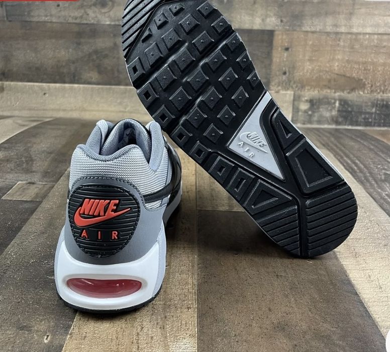 Оригінал Кросівки Nike Air Max Ivo Gray (580518-001). (26,5см)