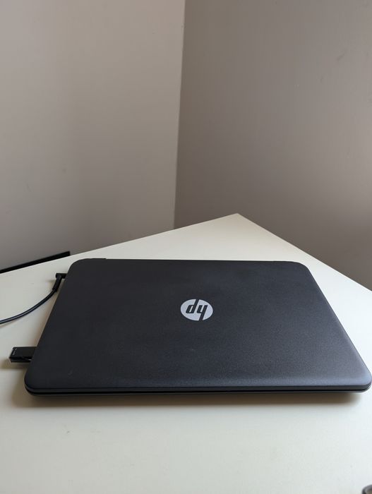 Продам ноутбук HP 250 G3